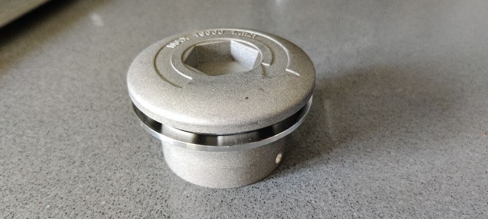 Cabeça de fio para roçadora