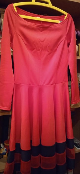 Сукня святкова 46 розмір