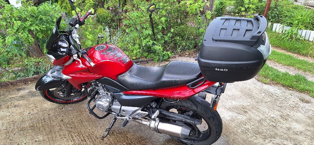 Мотоцикл SUZUKI GW 250