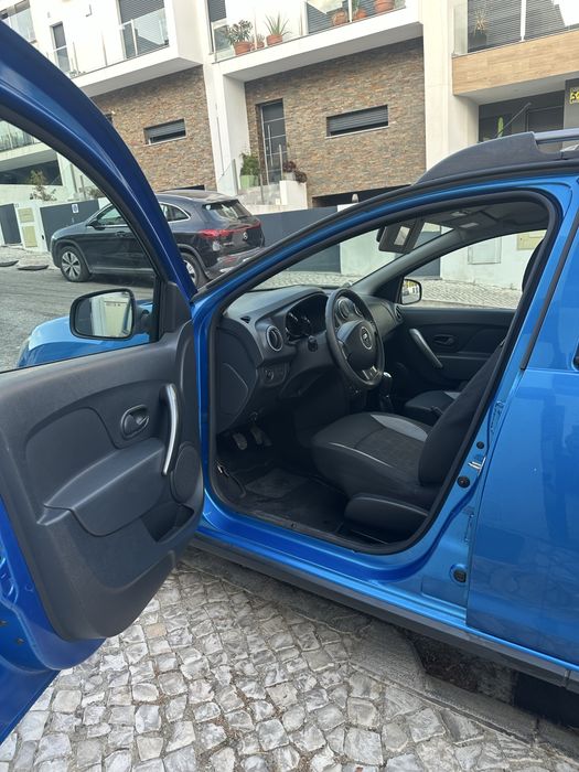 Dacia sandero stepway 1.5 dCI (2014)