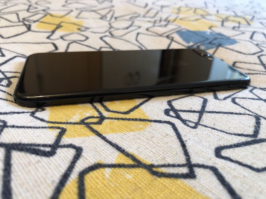 iPhone 7 Plus 128GB Jet Black Neverlock