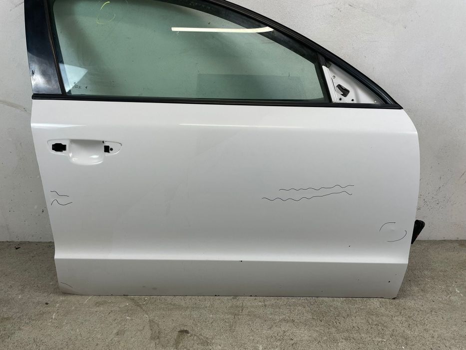 Drzwi Prawy Przód Skoda Superb II 08-15