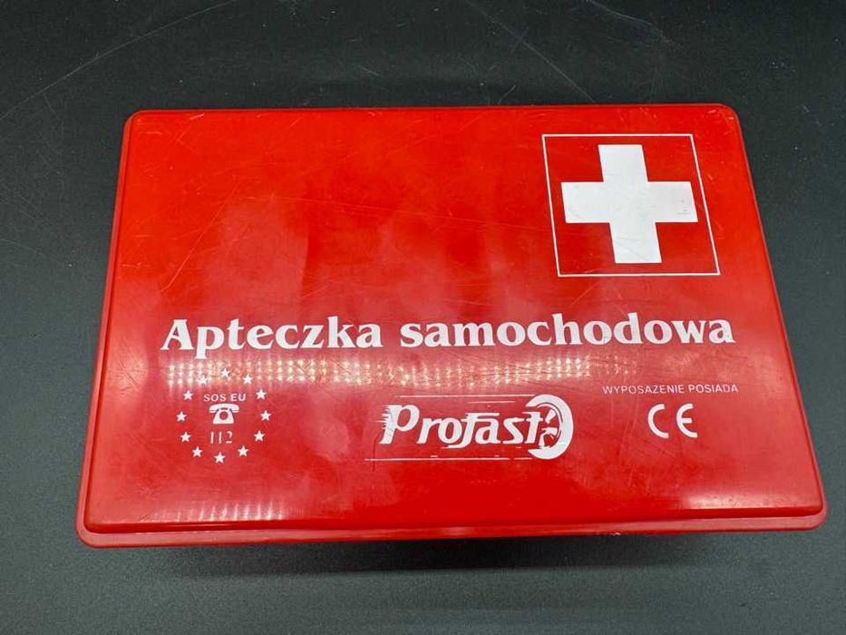Apteczka samochodowa