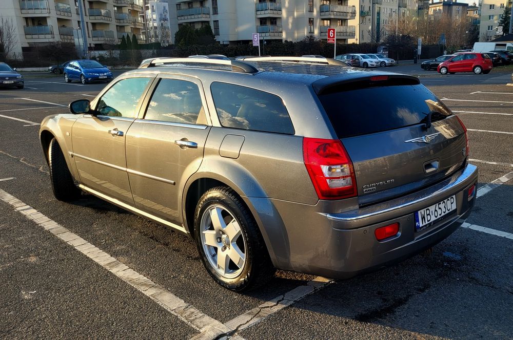 Chrysler 300c AWD kombi 3.5 v6 LPG
