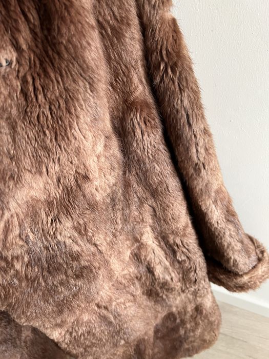 Sobretudo/ casaco de inverno em pele castanho