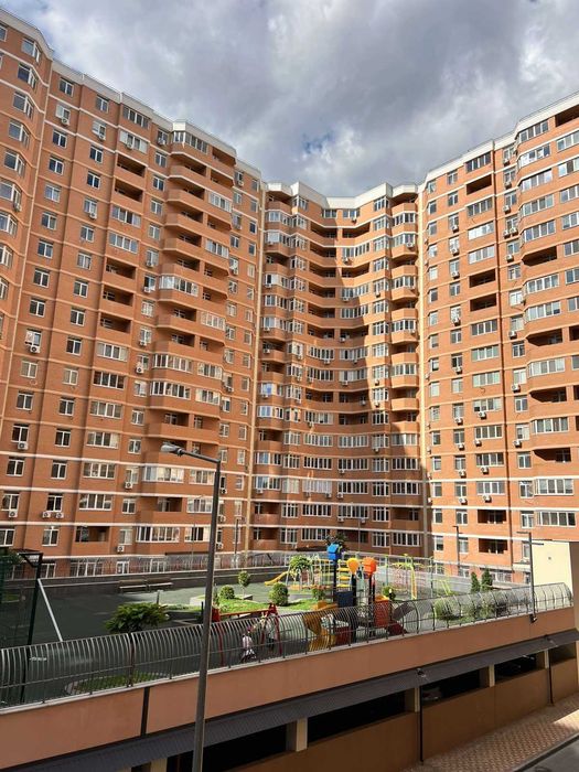 3-кімнатна квартира в ЖК "Real Park" від СК STIKON, 90 м2 двостороння