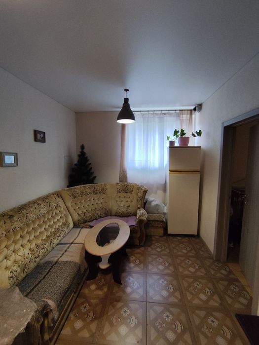 Здається в оренду кімната