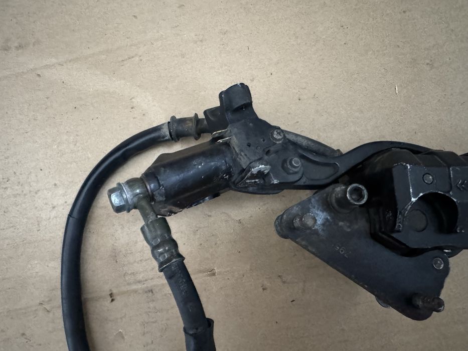 Тормозні комплекти перед зад в зборі (VOGE300RR VOGE300R )