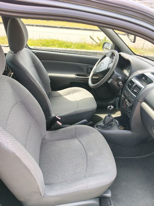 Renault Clio comercial 1.5dci