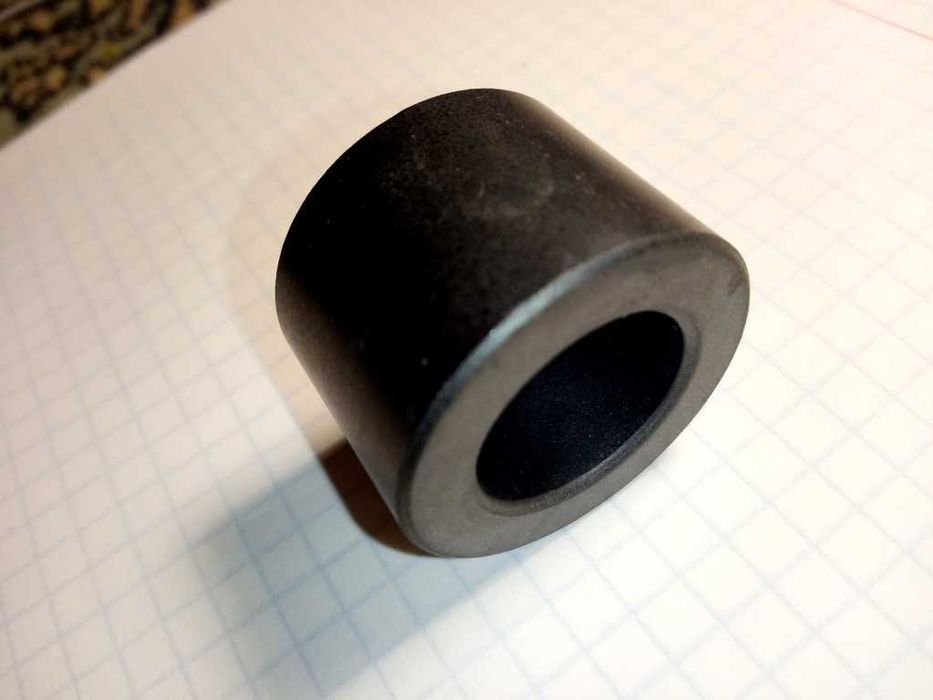 Ферритовый сердечник, ферритовый трансформатор мощный.