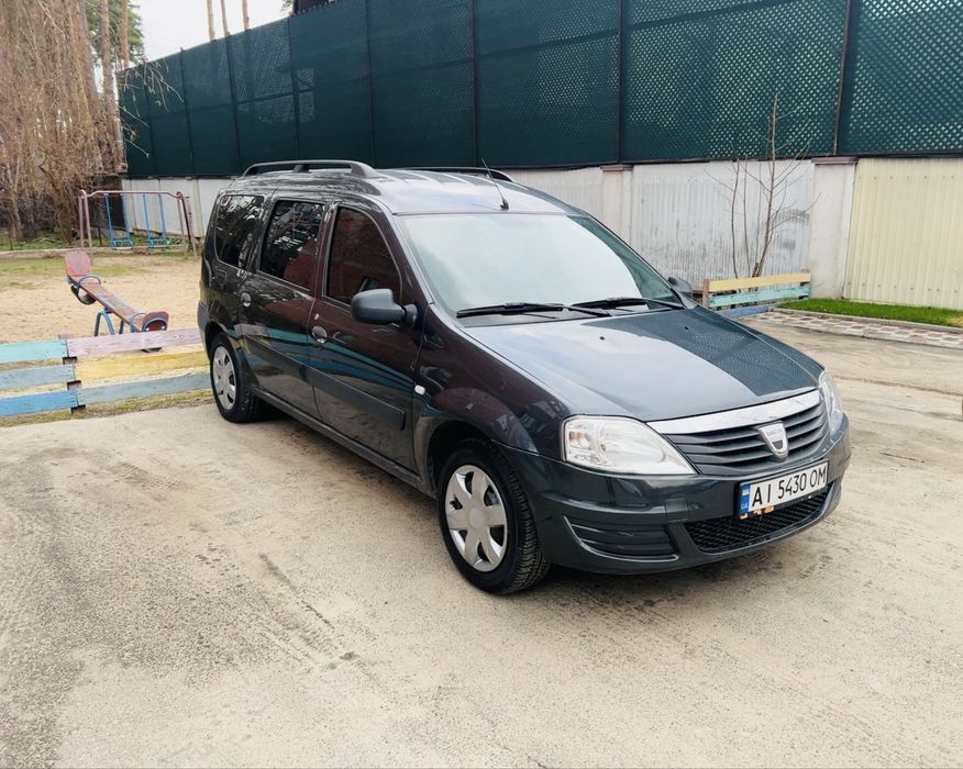 Logan MCV 1.6 MPI газ/бензин 7 місць.