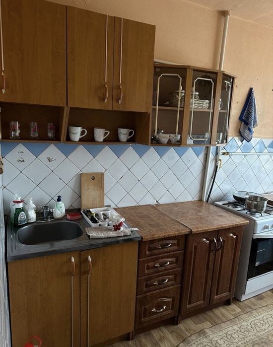 Здається 3 кімнатна квартира