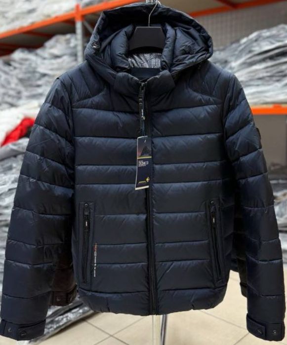 Куртка зимова.Дуже зручна  та комфортна модель