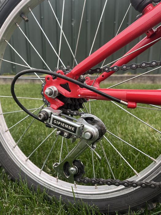 Bicicleta aro 20 (Preço Negociável)