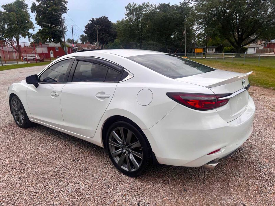 Mazda 6 Signature      2018