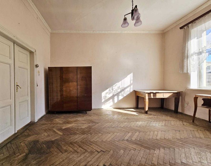 Продаж 2 кімнатної квартири, вулиця Куліша