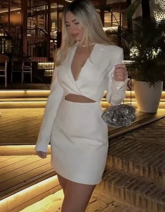 Біла сукня М в стилі Zara