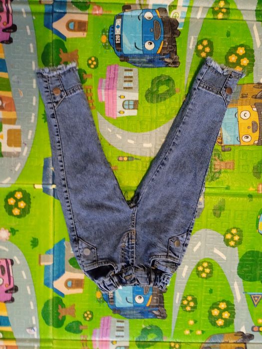 Продам джинсові штани.