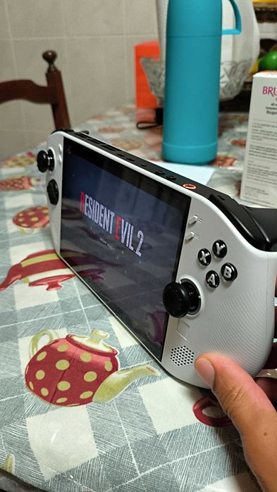 Legion go s com garantia.