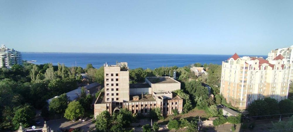 Сдам 3- комн квартиру от хозяина. Одесса Французский б-р с видом на море