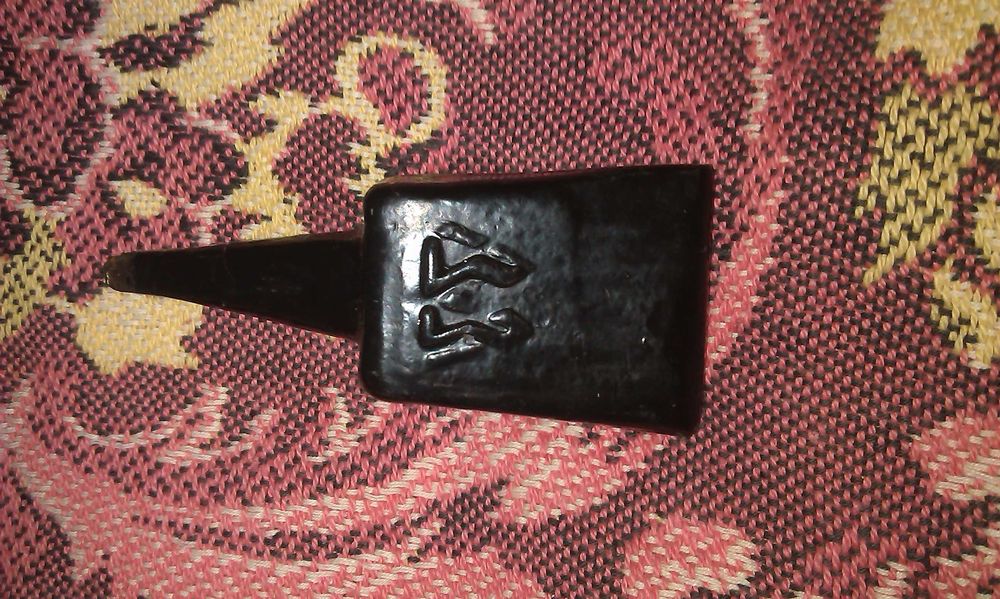 Отбойник для клепания ручной косы