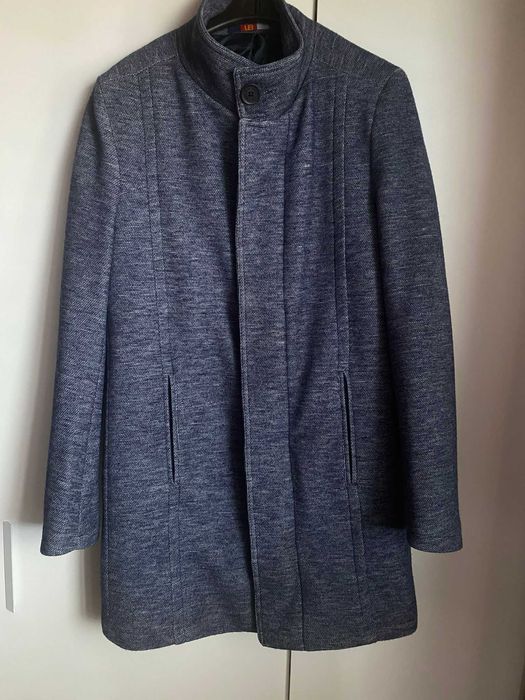 Sobretudo Under Blue