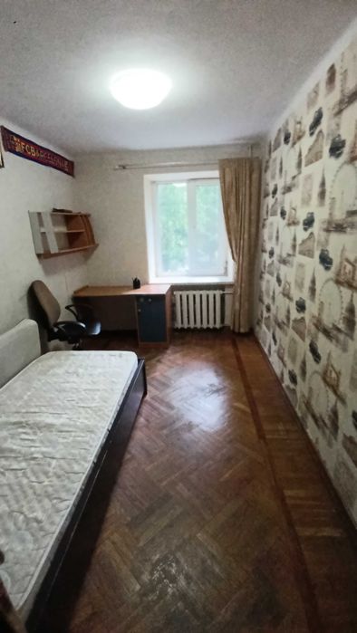 Продам квартиру 3х комн на Академика Глушко