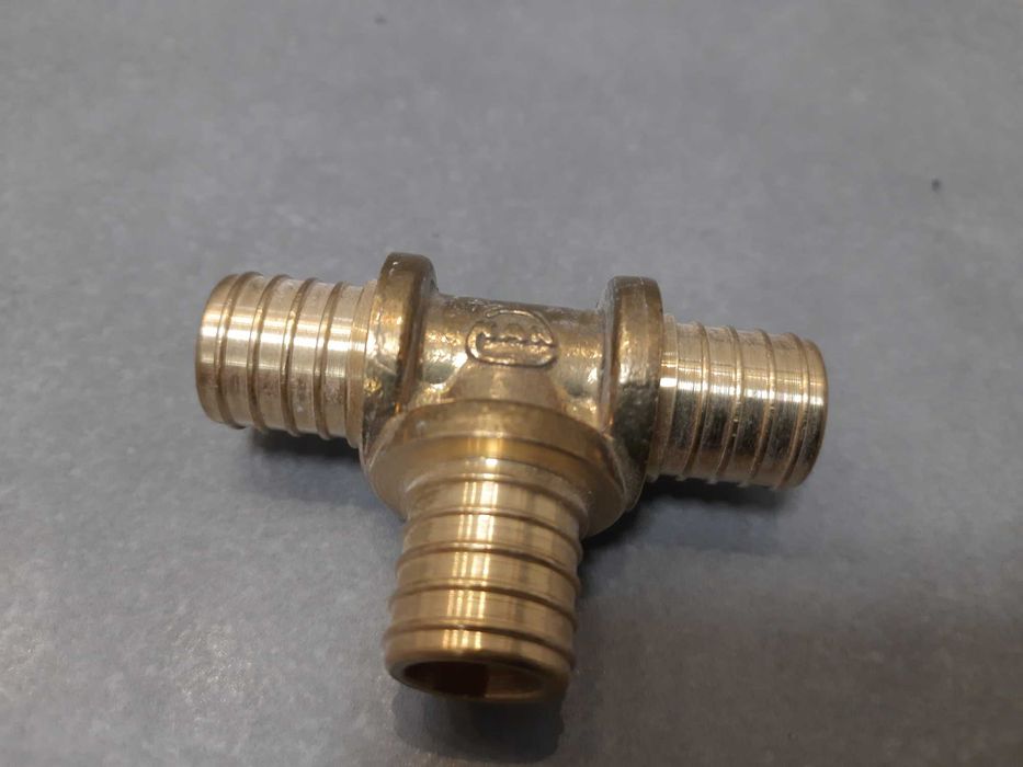 Trójnik zaciskowy 18x2/18x2/18x2 Kan -therm Push 10 szt