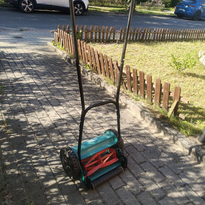Kosiarka ręczna Boss
