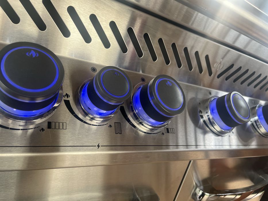 Grill Napoleon Prestige 665