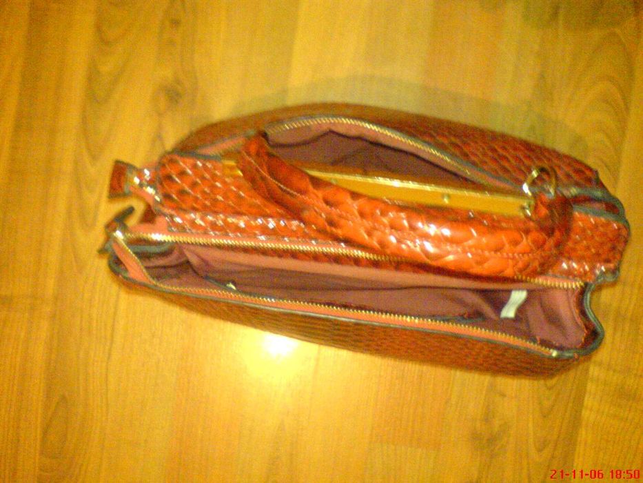 TOREBKA DAMSKA SKÓRA WĘŻA CZERWIEŃ 35x23x16 Zamki sprawne st.bar.dobry