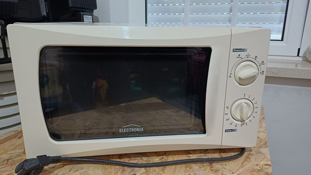 Micro-ondas usado
