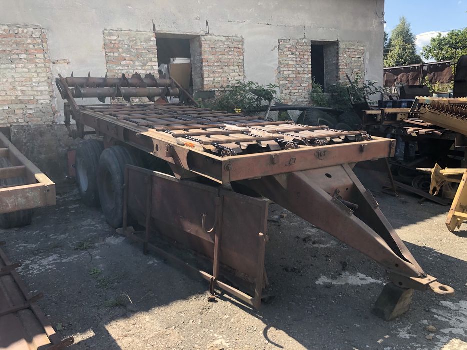 Прицеп Роу з Гноєрозкидач Причіп