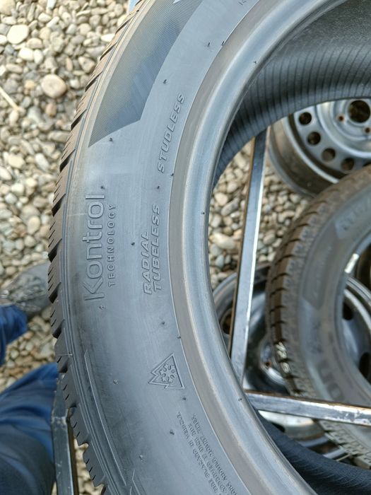 Шини 225/50R17  98R Hankok 4шт