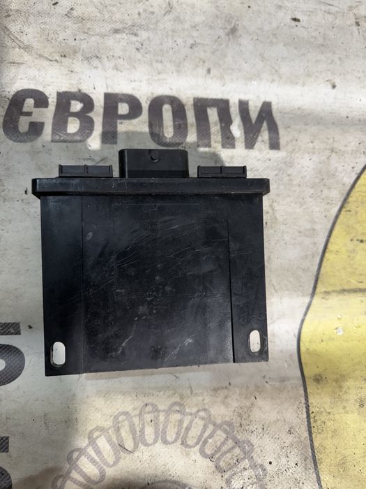 Модуль Citroen c4 peugeot 3008 блок управления кпп 9805164380