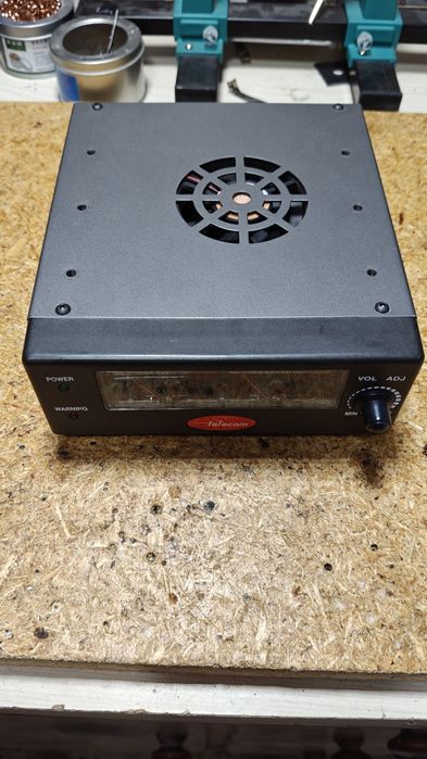 Zasilacz  AV 825M 25A do transceivera