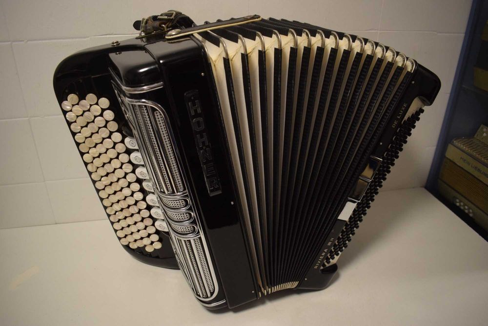 Acordeao Hohner Rveira III N 3 Voz, N . 118
