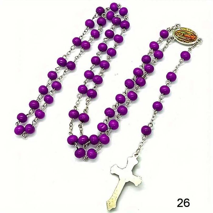 Білий розарій з дерев'яними намистинами з ароматом в коробочці, чотки