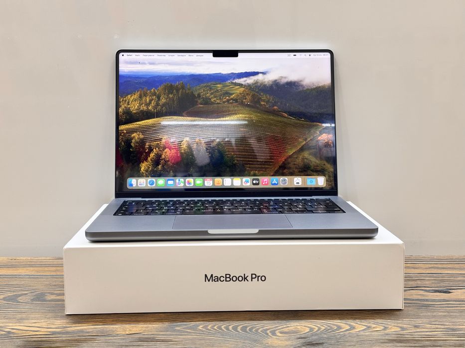 超美品 MacBook Pro M1 Pro 16+512GB シルバー 超美品 MacBook Pro M1 Pro 16+512GB シルバー ᐈ Apple MacBook