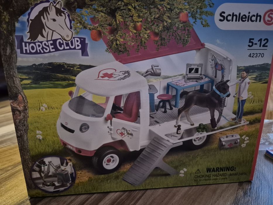 Schleich  42439 mobilna lecznica   dla  zwierząt