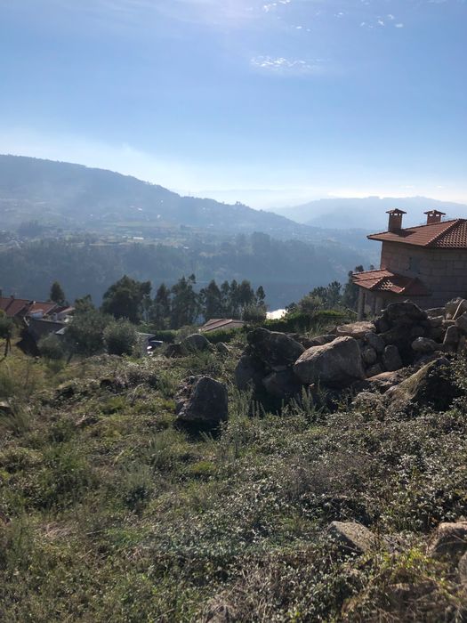 Terreno com Vista Rio + Projeto Incluído — Alpendorada