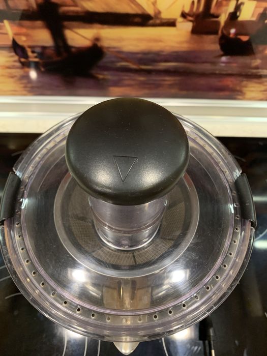 Продам соковижималку tefal