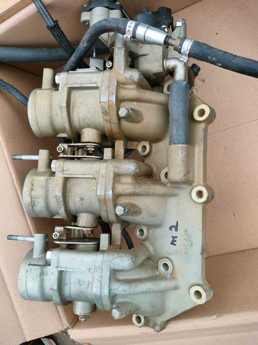 Kolektor dolotowy silnik zaburtowy Yamaha 225KM