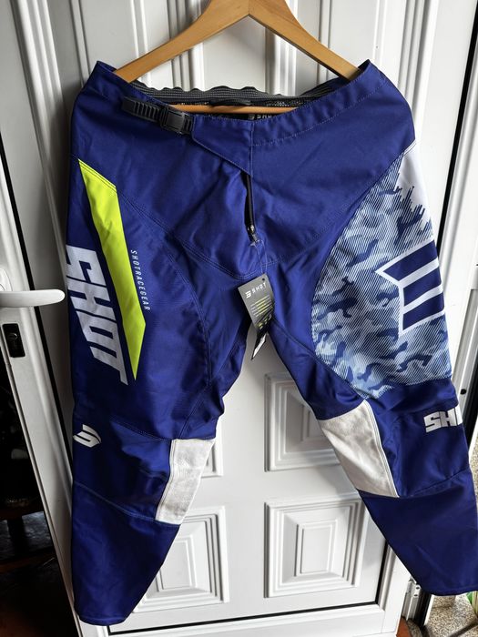 Conjunto Motocross SHOT Race Gear Azul/Branco/Flúor – NUNCA USADO