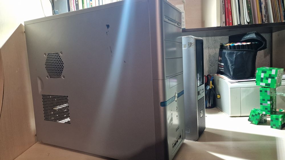 Системные блоки (2 шт)