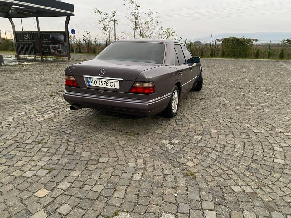Продам Mersedes-Benz 124) 1995