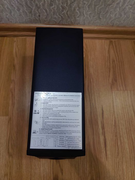 APC Smart-UPS 750VA USB SUA750I бесперебойник ИБП чистый синус 9Ah акб