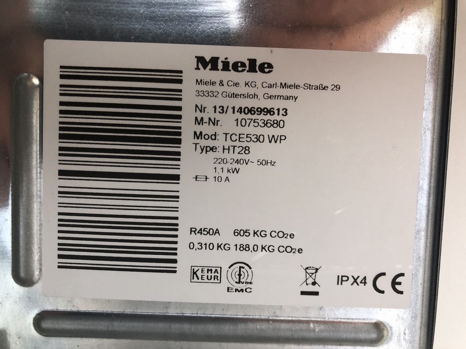 Сушильна машина Miele TCE 530 WP
