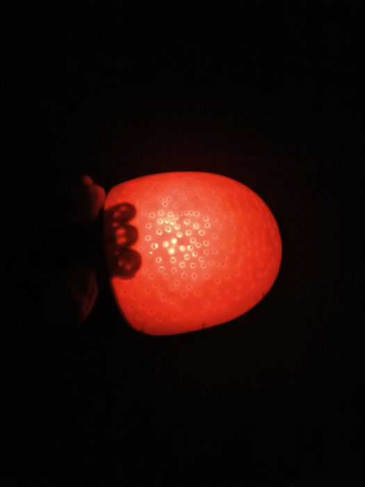 Lampka z projektorem