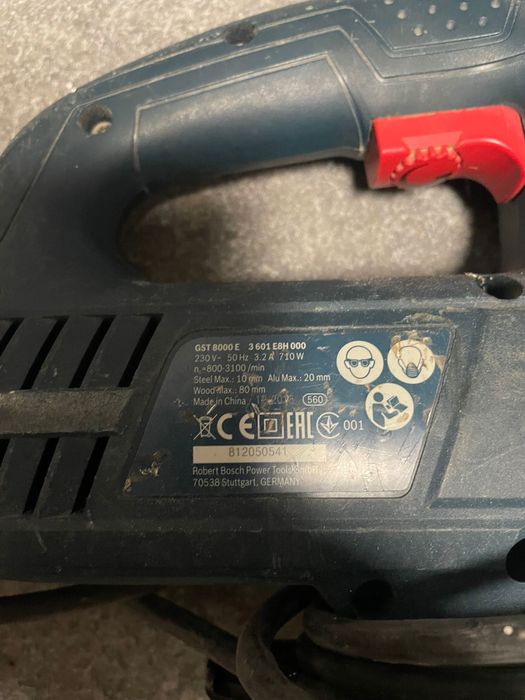 Wyrzynarka Bosch 8000